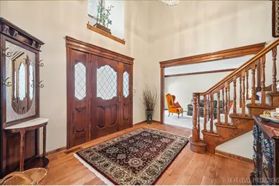 730 Persimmon Drive, Saint Charles, IL 60174 - Photo 4