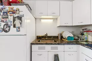 6301 N Sheridan Rd, Chicago, IL 60660 - Photo 12