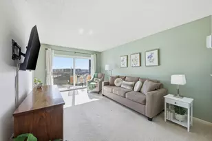 31 E Grove St, Lombard, IL 60148 - Photo 4