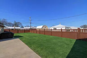 8300 N Harlem Ave, Niles, IL 60714 - Photo 22