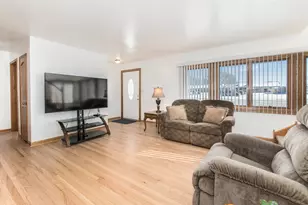 8300 N Harlem Ave, Niles, IL 60714 - Photo 12