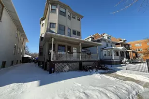 840 N Austin Blvd, Oak Park, IL 60302 - Photo 1