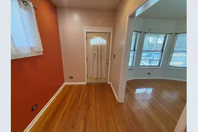 840 N Austin Boulevard #1, Oak Park, IL 60302 - Photo 2