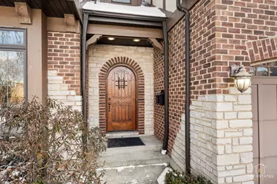 110 N Elm Avenue, Elmhurst, IL 60126 - Photo 4