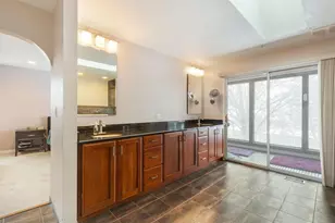 1430 Country Ln, Deerfield, IL 60015 - Photo 14