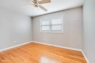 7714 Lavergne Ave, Burbank, IL 60459 - Photo 8