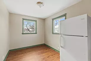 1105 Woodlawn Cir, Waukegan, IL 60085 - Photo 12