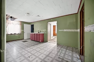 1123 E 6th Ave, Monmouth, IL 61462 - Photo 14