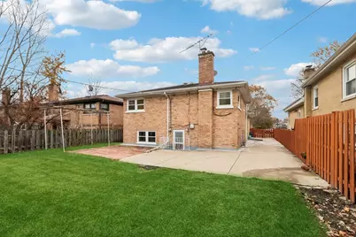 3836 W Estes Avenue, Lincolnwood, IL 60712 - Photo 34