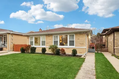 3836 W Estes Avenue, Lincolnwood, IL 60712 - Photo 2
