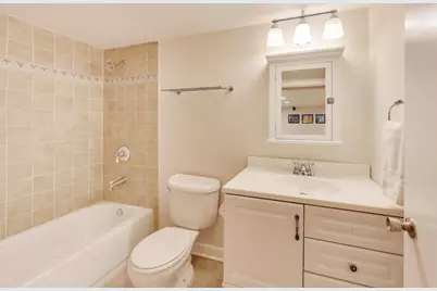 909 Locust Road, Wilmette, IL 60091 - Photo 36