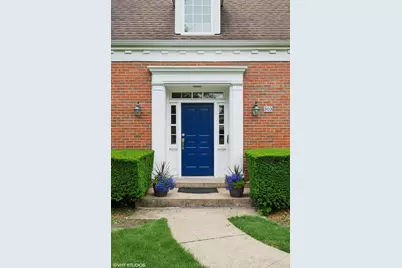 909 Locust Road, Wilmette, IL 60091 - Photo 2