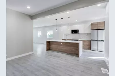 1721 W Arthur Avenue, Chicago, IL 60626 - Photo 4