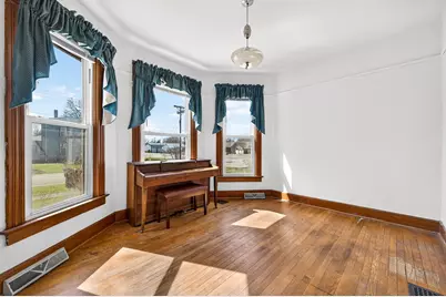 906 Peoria Street, Lincoln, IL 62656 - Photo 16