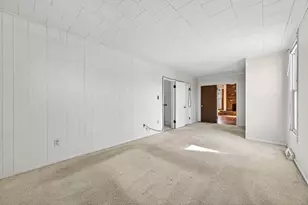 906 Peoria St, Lincoln, IL 62656 - Photo 22