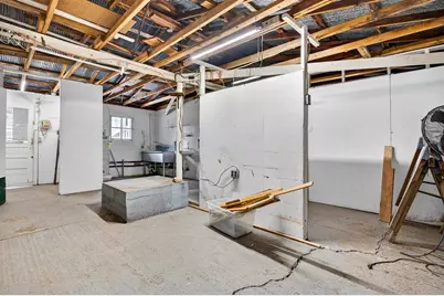 906 Peoria Street, Lincoln, IL 62656 - Photo 40