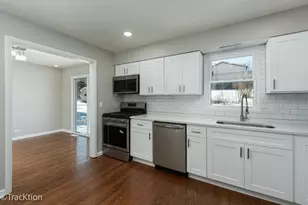 102 Grove Ave, Glen Ellyn, IL 60137 - Photo 6