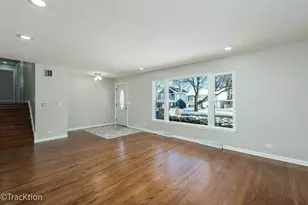 102 Grove Ave, Glen Ellyn, IL 60137 - Photo 2