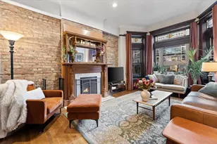 2733 N Hampden Ct, Chicago, IL 60614 - Photo 2