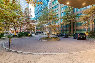 400 N La Salle Street #3009, Chicago, IL 60654 - Photo 2