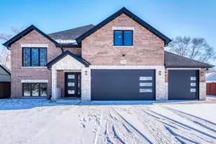 7933 Lotus Ave, Burbank, IL 60459 - Photo 1