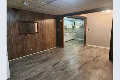 8 E Railroad Street, Sandwich, IL 60548 - Photo 2