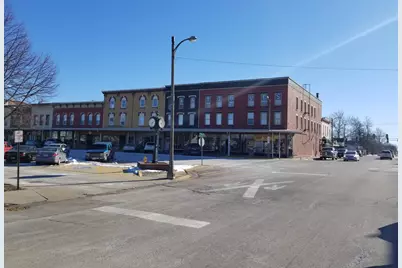 8 E Railroad Street, Sandwich, IL 60548 - Photo 1