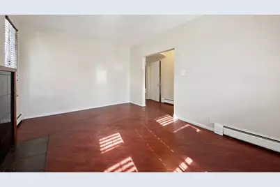 7424 S Calumet Avenue, Chicago, IL 60619 - Photo 2