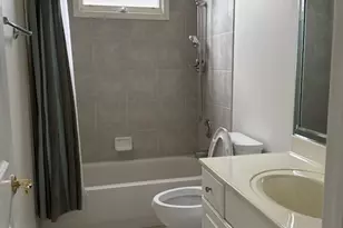 1250 S Falcon Dr, Palatine, IL 60067 - Photo 18