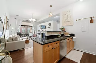 949 W Madison St, Chicago, IL 60607 - Photo 8