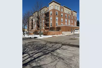 190 W Johnson Street #305, Palatine, IL 60067 - Photo 2