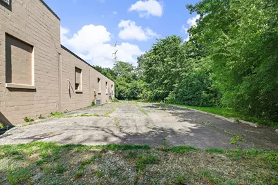 303 Elgin Avenue, Elgin, IL 60120 - Photo 8