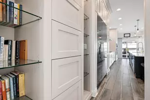 425 S Quincy Ave, Hinsdale, IL 60521 - Photo 18