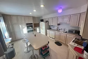 48 S Country Squire Rd, Palos Heights, IL 60463 - Photo 4