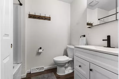 4446 Scarlet Oak Drive, Rockford, IL 61109 - Photo 12