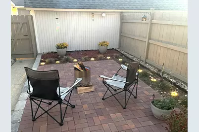 558 Chard Court, Grayslake, IL 60030 - Photo 6