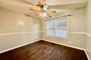 433 Gloria Ln, Oswego, IL 60543 - Photo 16