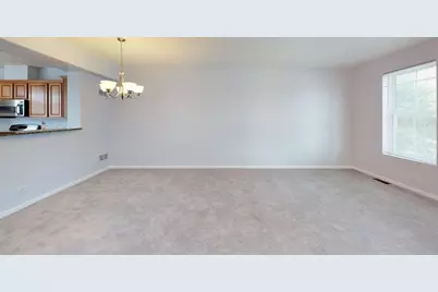 2102 S Crambourne Way, Arlington Heights, IL 60005 - Photo 12