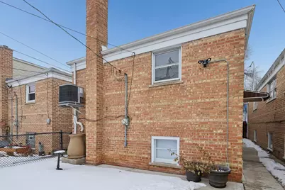 1711 W 43rd Street, Chicago, IL 60609 - Photo 22