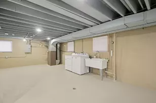 1711 W 43rd St, Chicago, IL 60609 - Photo 16