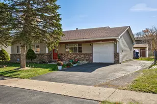 5943 Woodgate Dr, Matteson, IL 60443 - Photo 2