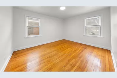 8142 S Yates Boulevard, Chicago, IL 60617 - Photo 16