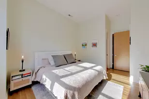 2105 W Concord Pl, Chicago, IL 60647 - Photo 10