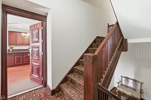 838 E 52nd St, Chicago, IL 60615 - Photo 2