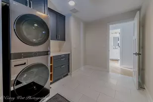 42W668 Steeplechase Dr, Saint Charles, IL 60175 - Photo 4