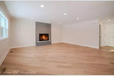 42W668 Steeplechase Drive, Saint Charles, IL 60175 - Photo 8