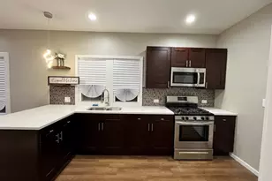 893 Greenbay Ave, Calumet City, IL 60409 - Photo 8