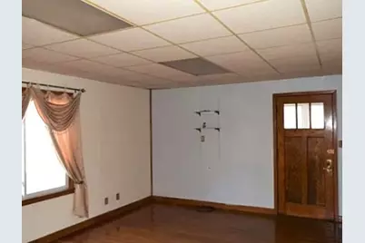 744 E Brooks Street, Galesburg, IL 61401 - Photo 4