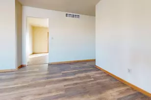 1413 W Florence Rd, Baileyville, IL 61007 - Photo 10