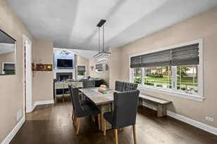 421 W Hawthorne St, Arlington Heights, IL 60004 - Photo 8